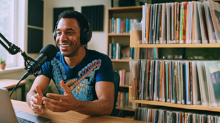 Best AI Side Hustles for Beginners 2026